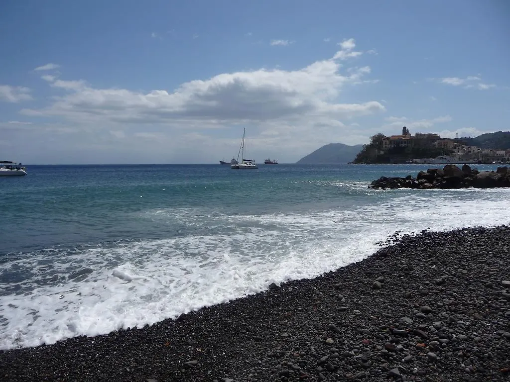 Hotel Le Terrazze Città di Lipari 0*,  Italia
